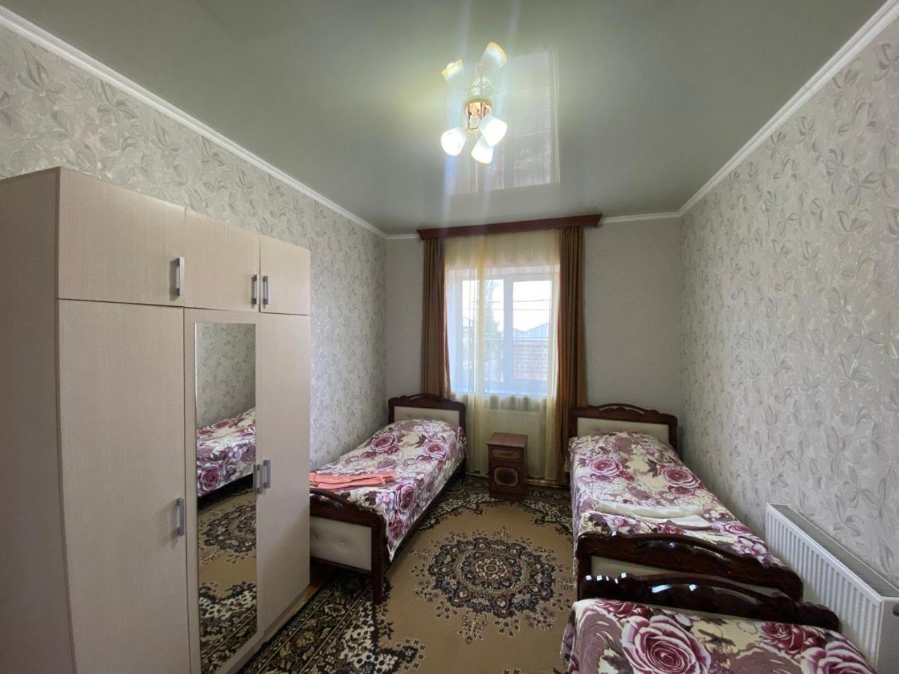 Serik & Geora Guesthouse Севан Номер фото